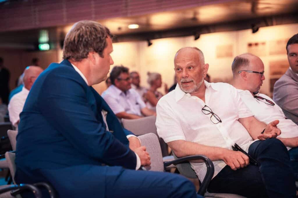 Dekaan Enn Listra