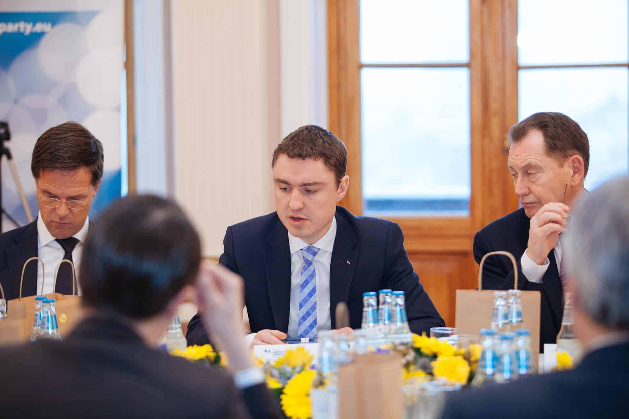 Rutte Roivas Watson 3