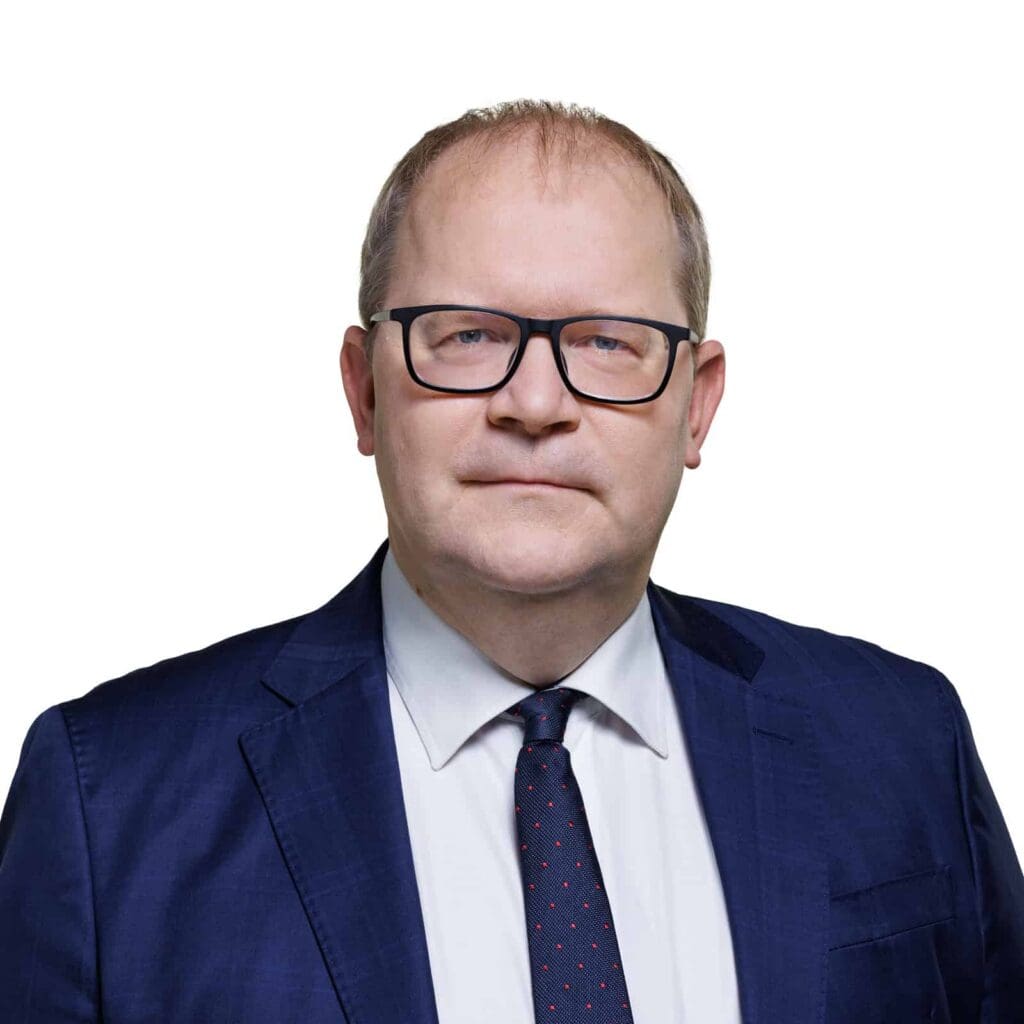 Urmas Paet RK23 FB Valge