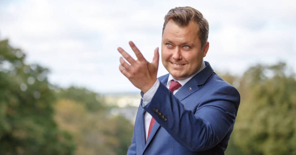 krisjan koljalg1 1200fb 10